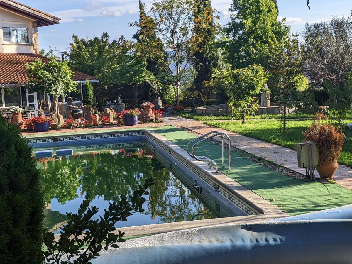 Casa Rural Bilbao Caserio Gondra Alquiler Habitaciones Мунгия Экстерьер фото