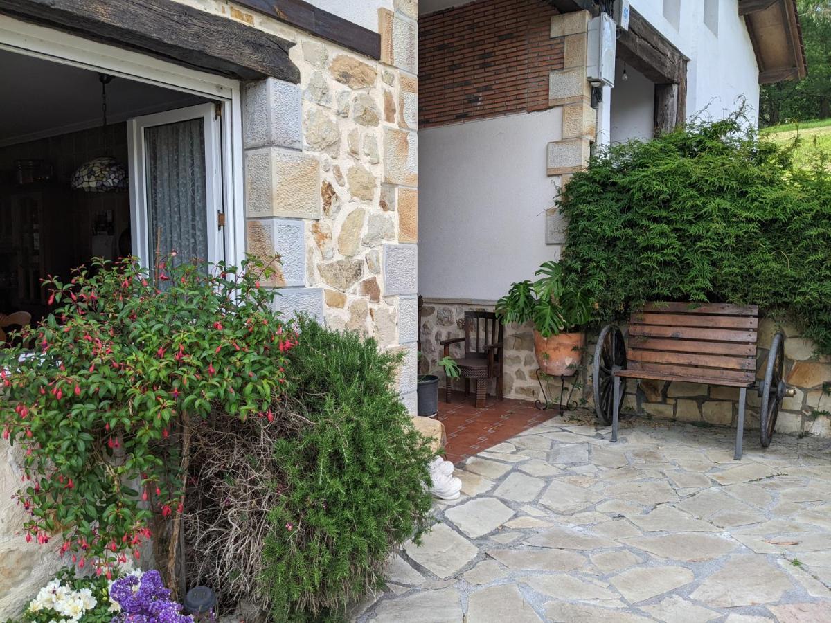 Casa Rural Bilbao Caserio Gondra Alquiler Habitaciones Мунгия Экстерьер фото
