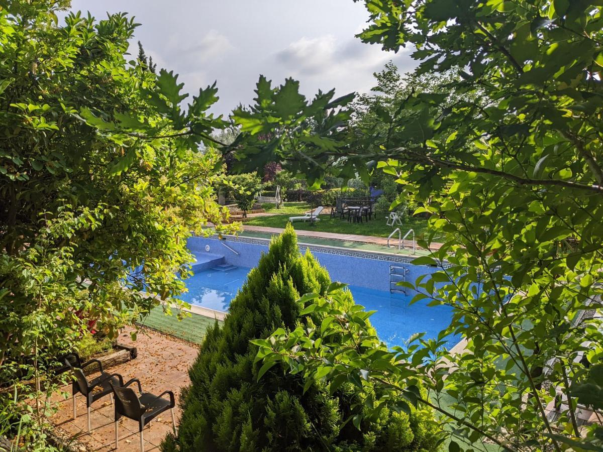 Casa Rural Bilbao Caserio Gondra Alquiler Habitaciones Мунгия Экстерьер фото